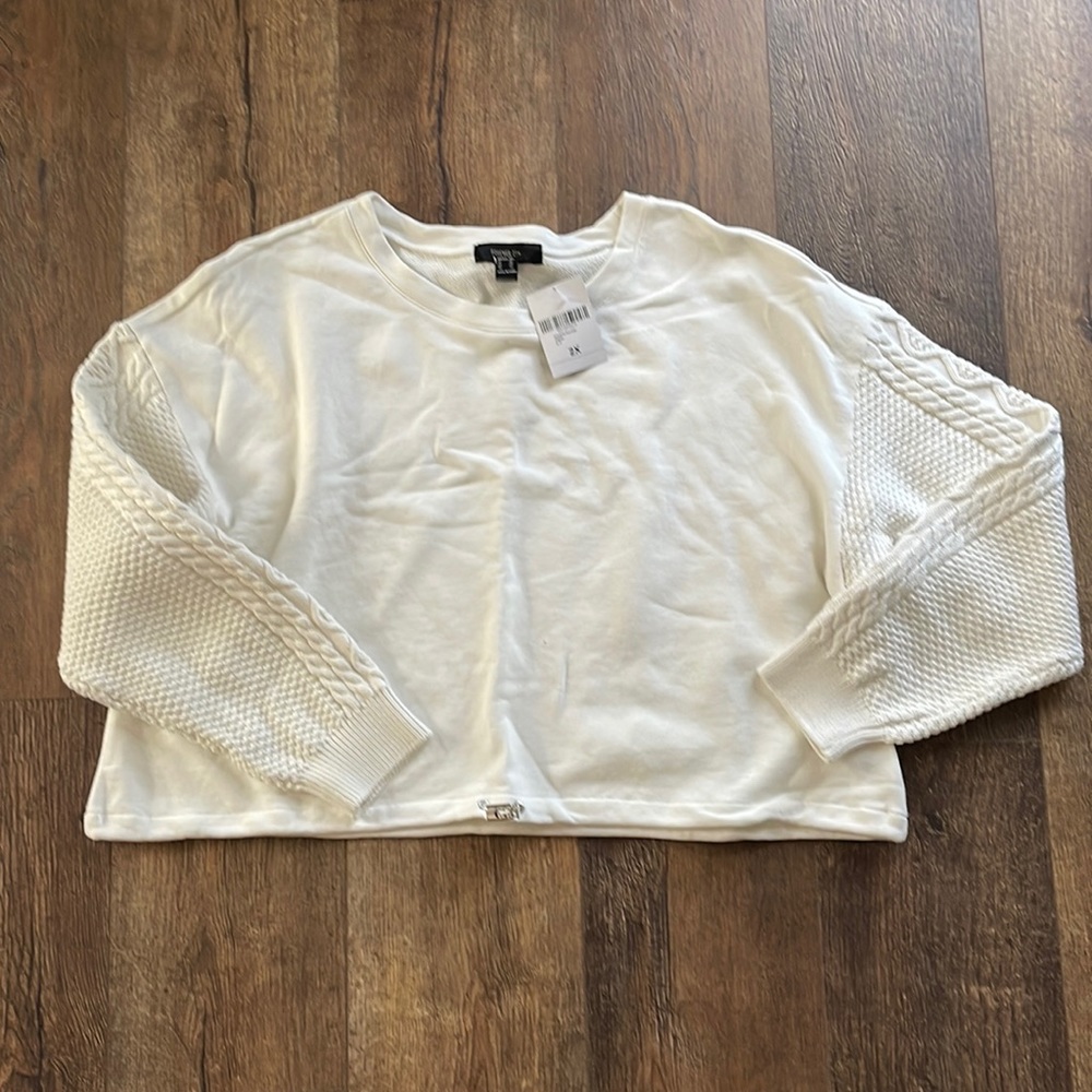 White crop sweater 2x